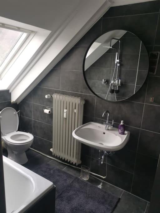 Wohnung Am Kurpark Mit Privater Innensauna & Led! Schluesselbox บอพพาร์ด ภายนอก รูปภาพ